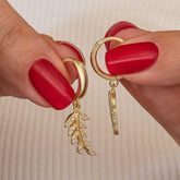 Boucles d'oreilles pendantes en argent et or pour femme Vierge